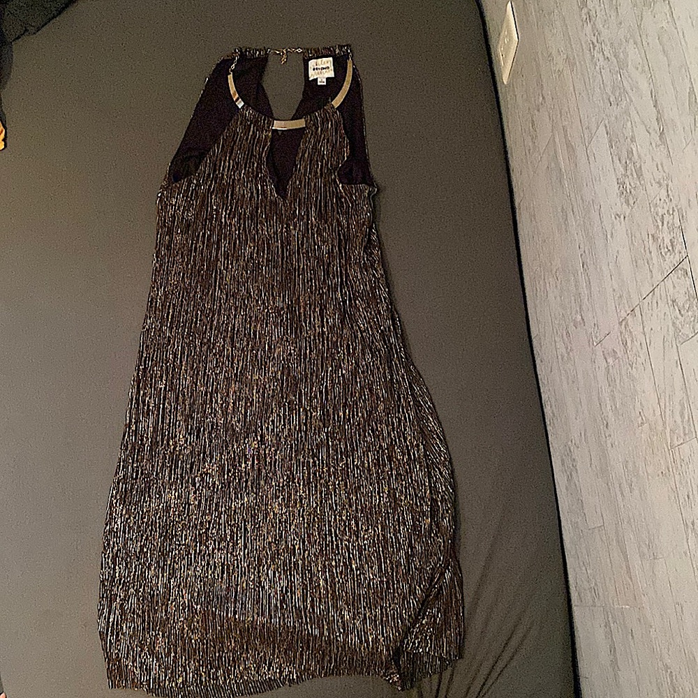 Size S dress